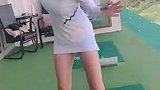 调皮起来的小姐姐真是一个万人迷