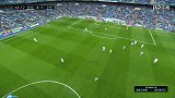 C罗绝妙脚后跟助攻 魔笛不停球推射直入死角