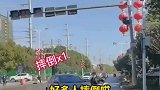 洒水车-8℃洒水作业，致道路结冰多位市民摔倒