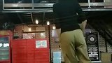 《谁》32步背面分解