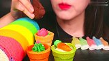 不露脸小姐姐，试吃彩色盆栽蛋糕，看她吃的多香甜啊