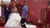 谁敢坐这火车，不把大粪颠出来，算你拉的干净
