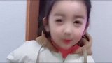 女儿真是爸爸的小棉袄，竟然在这样和妈妈对着干