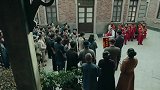霞光：方若愚身戴红花受表扬 高大霞看见很不乐意