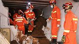 广西河池强降雨山体滑坡压垮民房 已造成2人遇难