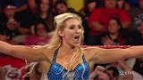 WWE-16年-RAW第1212期：女子单打赛福克斯VS夏洛特-全场