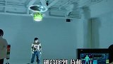 假面骑士铠武：贵虎想起自己作为初号机，身上的旧伤隐隐作痛！