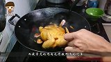 香港街头酱油鸡，烹饪手法特殊，一只120，物价高得吓人！