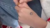 在学校唯一能治愈我的就只有他了