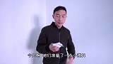 和羊驼玩捉迷藏，看到它横冲直撞的样子，我害怕极了