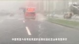 PP体育直击中国男篮热身赛 比赛地遭台风现场狂风暴雨！