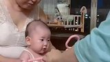 生孩子就是用来玩的，更何况是小情人，下面一幕看完不要笑