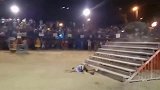 实拍：挑衅公牛的后果，长记性了吧！