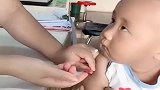 带儿子去医院打针，没想到不按套路出牌，原谅我笑翻了！