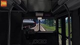 BeamNG：模拟超载货车在繁忙的高速路上超车时连环撞车