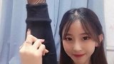 美女小姐姐表演高抬腿，精彩绝活真到位，真有才华！