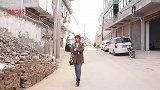 女孩外出打工回来，说村里人是“乡巴佬”，母亲知道后怒了