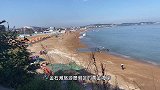大连金石滩黄金海岸，这里的大海太漂亮了，蓝天，白云海天一色