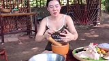 农村美女做当地美食，传统吊烧鸡，外酥里嫩，看着都流口水