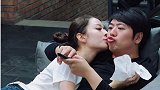 吉娜不顾镜头凑到郎朗面前，郎朗：你别亲我了！气得吉娜飚东北腔