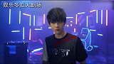有种差距叫代言百事可乐，前三位都很酷炫，只有他拍出了廉价感！