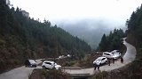 湖南瑶族小伙去山沟沟接亲，新娘家住山顶上，空气好，人很漂亮