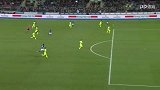 第73分钟斯特拉斯堡球员科尔涅射门