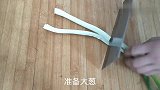 丝瓜别再炒着吃了，做成丝瓜肉丸，鲜香味美，出锅连汤汁都不剩