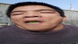 用舌头折千纸鹤，太牛了