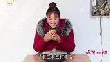 喜剧:大嫂让妯娌带肉吃火锅,没想大嫂却竹篮打水一场空,太逗了