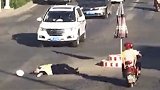 新疆阿图什：地面温度55交警中暑晕倒，众人飞奔赶来