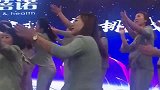 这种团队精神让我笑出眼泪，欲成功，先入魔