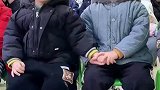 长大后回头看看，儿时满满的回忆