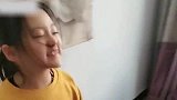 二胎妹妹又来搞事，小哥哥崩溃了