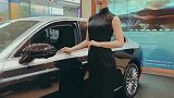 国货之光红旗汽车，旗袍美女为大家展示上、下车礼仪，太优雅了！