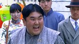 女孩遭鬼子为难大声求救，没想把绝世高手引来，上来就是言语侮辱
