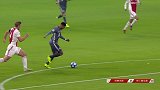 格纳布里再度抢断奔袭 禁区前沿爆射遭门将封出