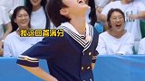 蔡徐坤 线上和线下的IKUN都盯着看呢 哈哈哈端水太难了！