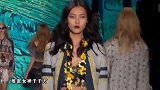 “国模之光”刘雯，两次解约不惜得罪蔻驰，却被奚梦瑶何穗孤立
