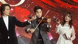 王力宏一样可以演奏多种乐器，对音乐认真