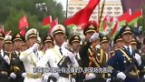 英国美女来中国，看到中国仪仗队训练直言：我可以嫁来中国吗？