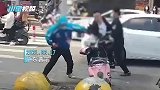 广东普宁外卖员因停车问题被当街暴打，管理员锁喉直接撂倒外卖员