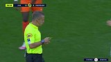 第31分钟圣埃蒂安球员哈兹里黄牌