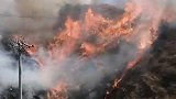 云南曲靖一男子乱丢未熄灭烟头引发猛烈山火 警方：已刑拘