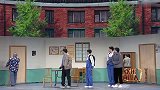 欢乐喜剧人贾冰竟成瘫痪的父亲，梓慧成哭傻的母亲，真相很意外