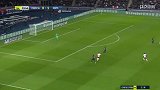 卡马拉过顶长传 多尼斯前插1V1内切弧顶处发炮偏出