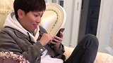 老婆给老公说话，老公假装听不见