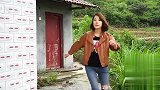 女孩回家时看见小偷在敲门，女孩简直太聪明了，直接把小偷整哭了
