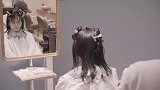 女人过了40岁，长发剪短发，越变越时尚