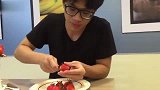 如何制作浪漫草莓玫瑰花